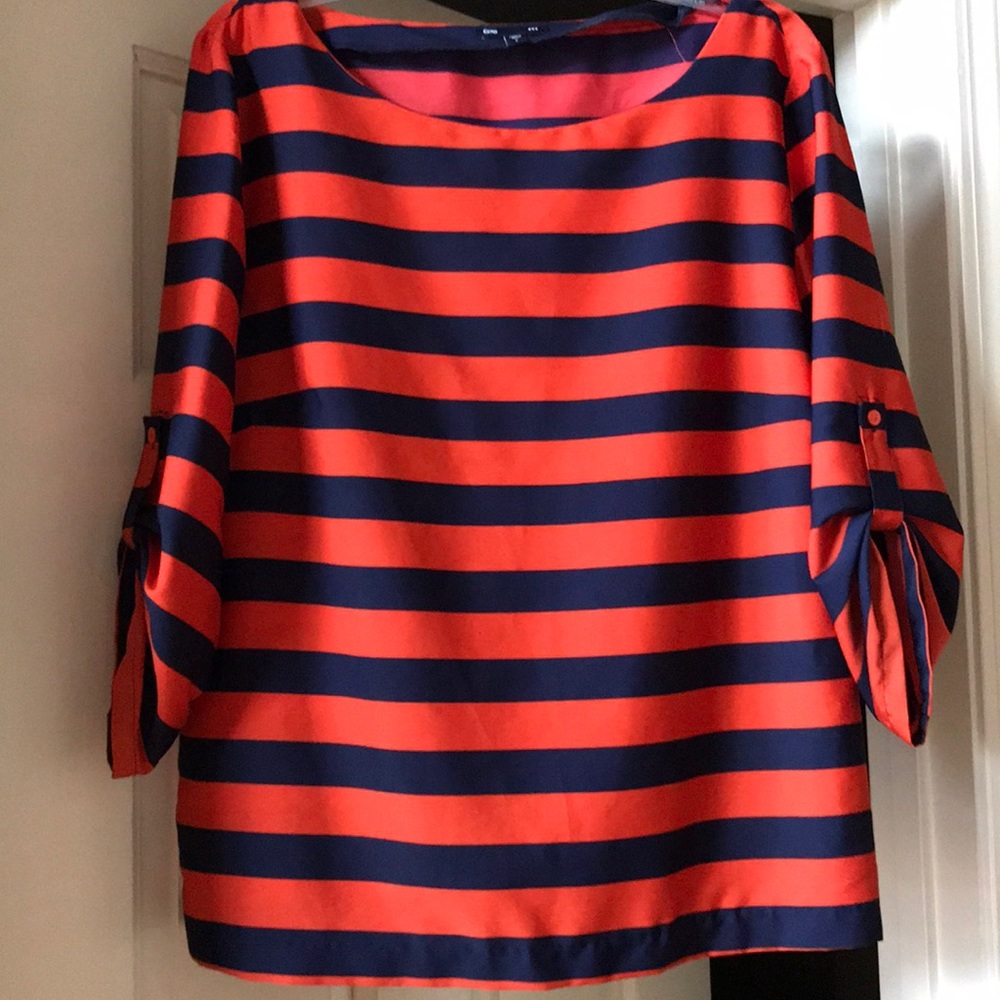 Gap Top Size L